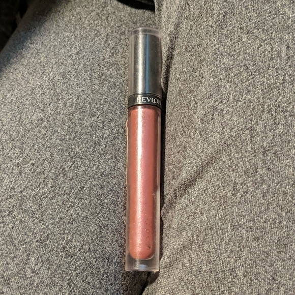 Lipstick - Picture 5 of 9